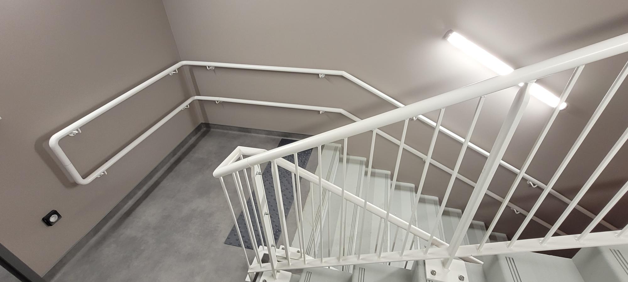 ESCALIER ET GARDE CORPS